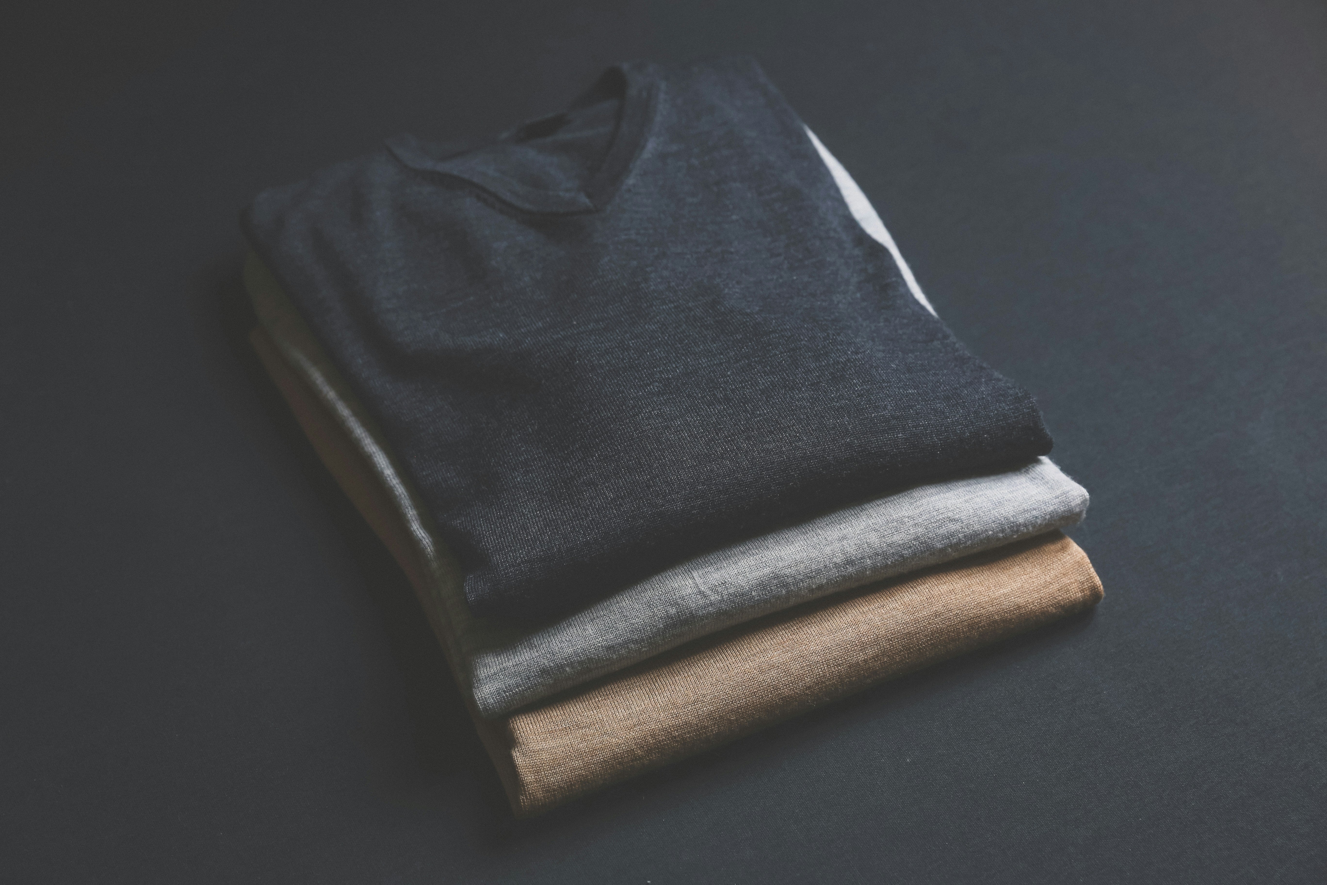 Sweats pulls & gillets