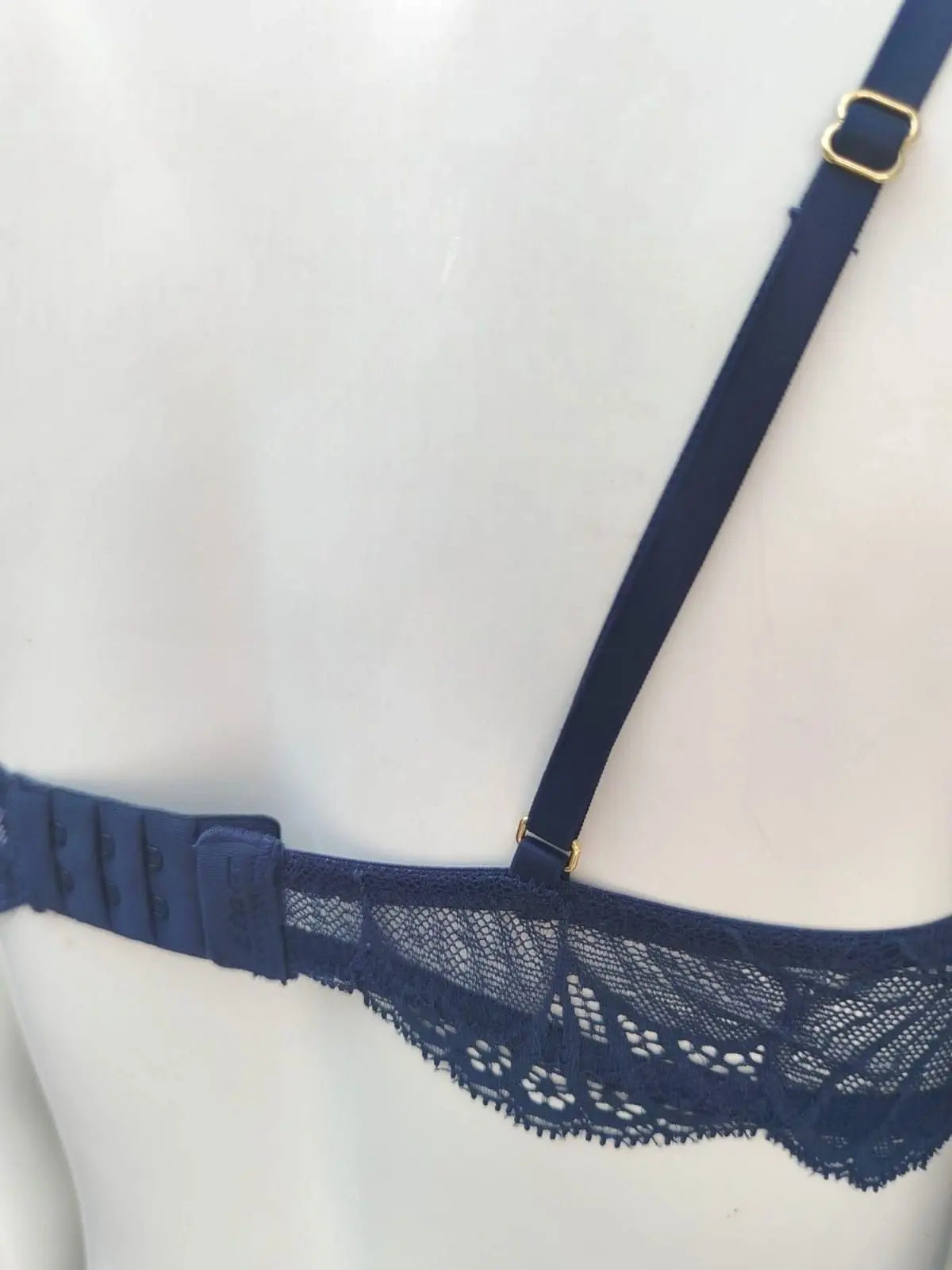 ETAM SOUTIEN-GORGE UNIQFRENCH