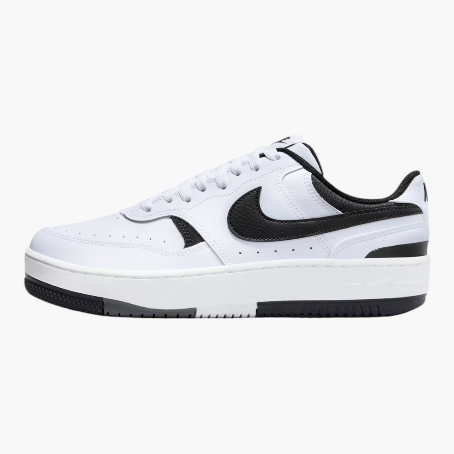 NIKE GAMMA FORCE BLANC NOIR NIKE