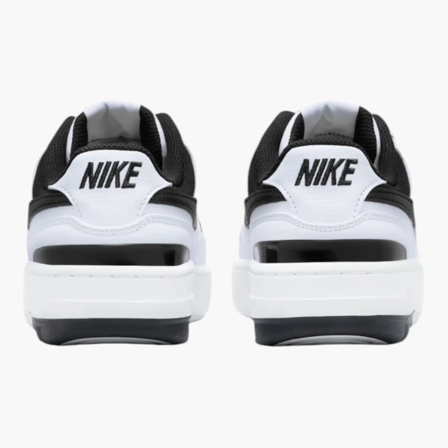 NIKE GAMMA FORCE BLANC NOIR NIKE