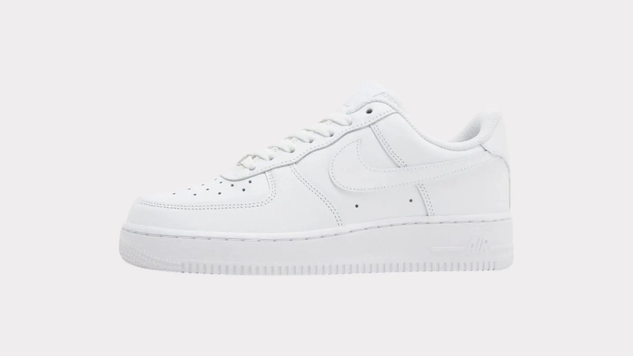 NIKE AIR FORCE 1 TRIPLE WHITE UNIQFRENCH