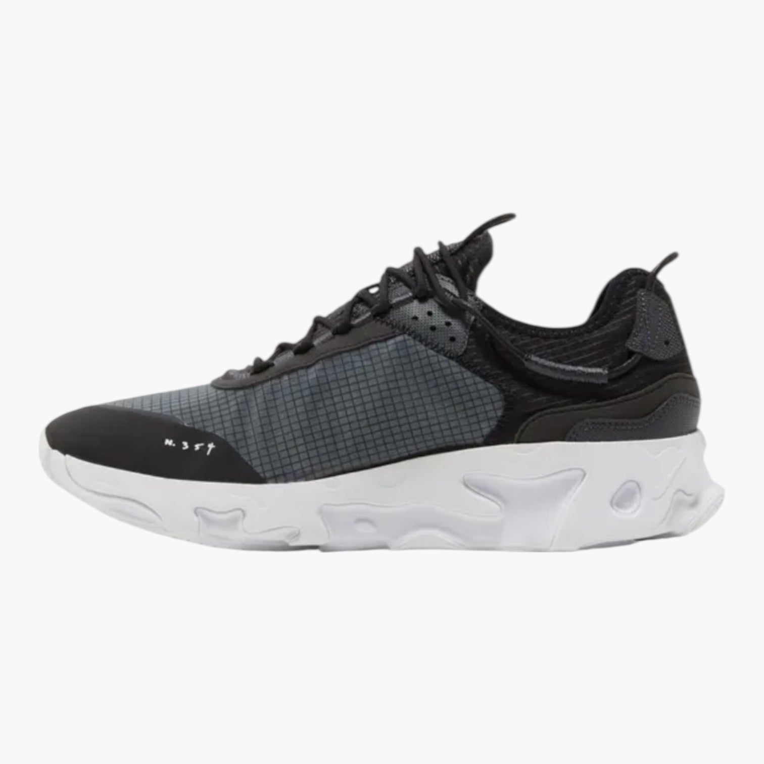 NIKE REACT LIVE NOIR GRIS BLANC NIKE